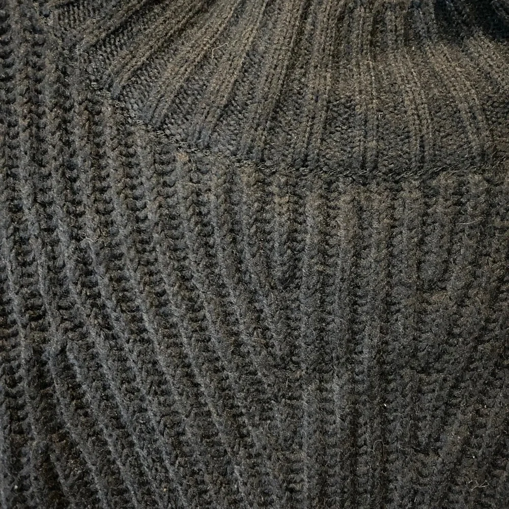 SO Goods For Life ribbed knit